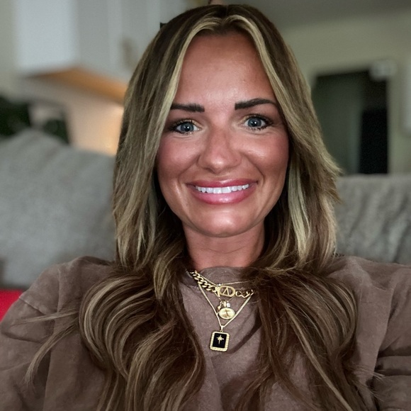 Meet your Posher, Sarah - Picture 4 of 12